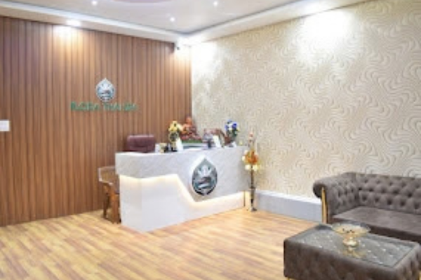 Facial treatment room